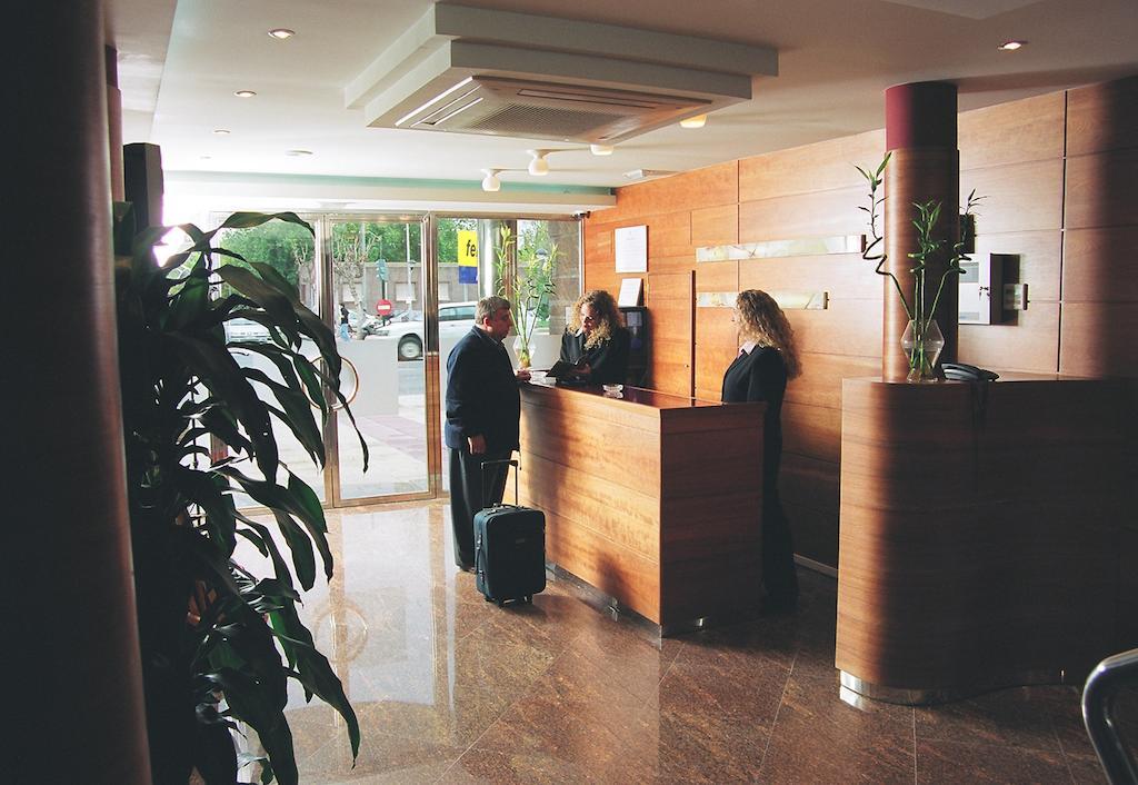 Hotel Legazpi Murcia Bagian luar foto